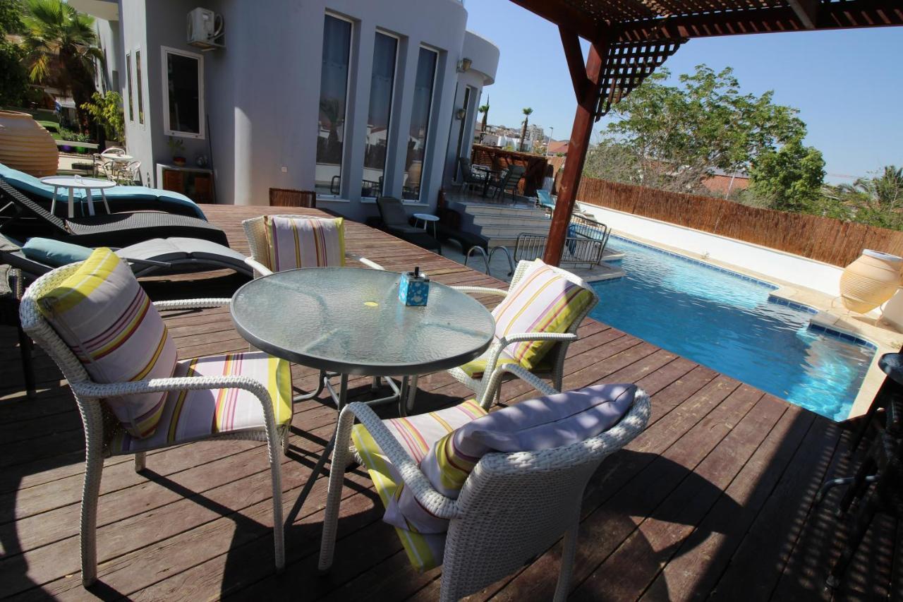 Custo Club Hotel Eilat Exterior photo
