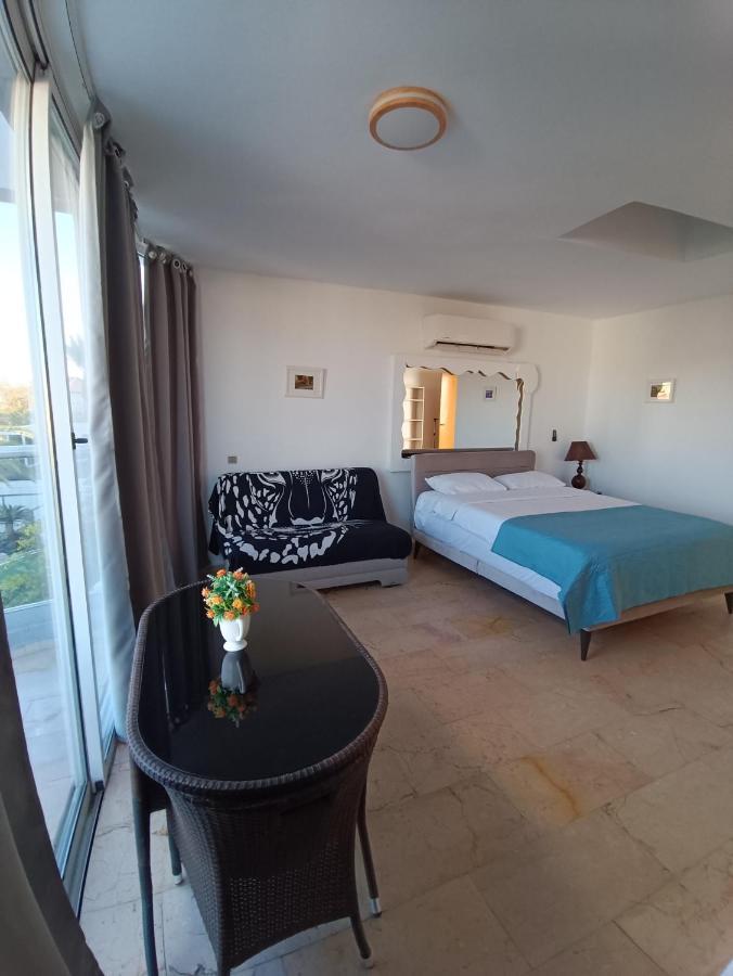 Custo Club Hotel Eilat Exterior photo