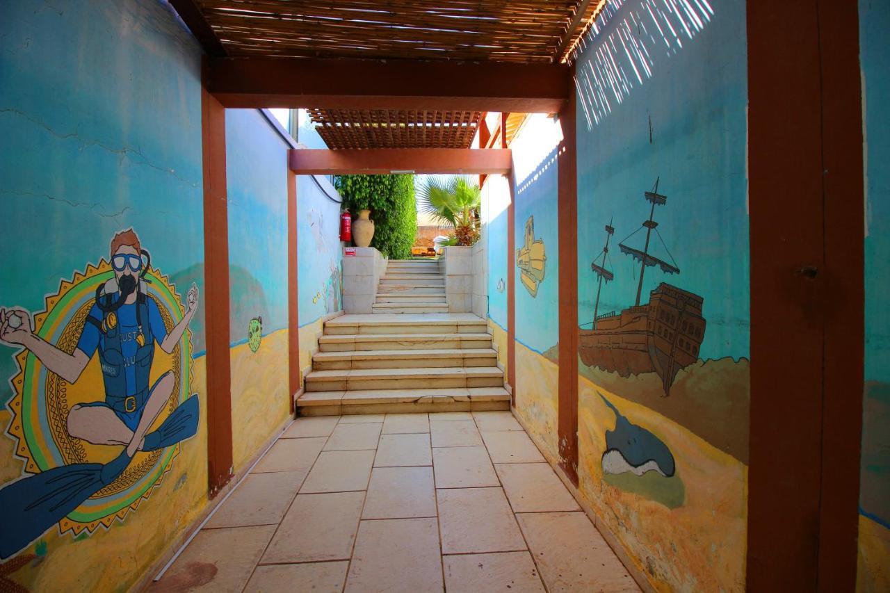 Custo Club Hotel Eilat Exterior photo